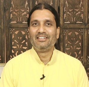 Headshot of Brahmachari Devendra